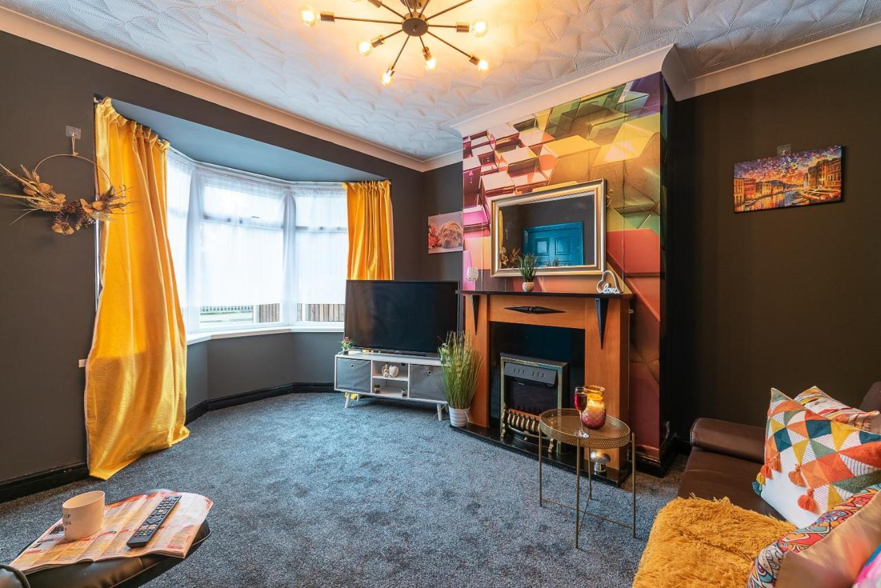 J'S Home Away From Home Fresh 2 Bedroom Garden Parking Kingston upon Hull Exterior foto