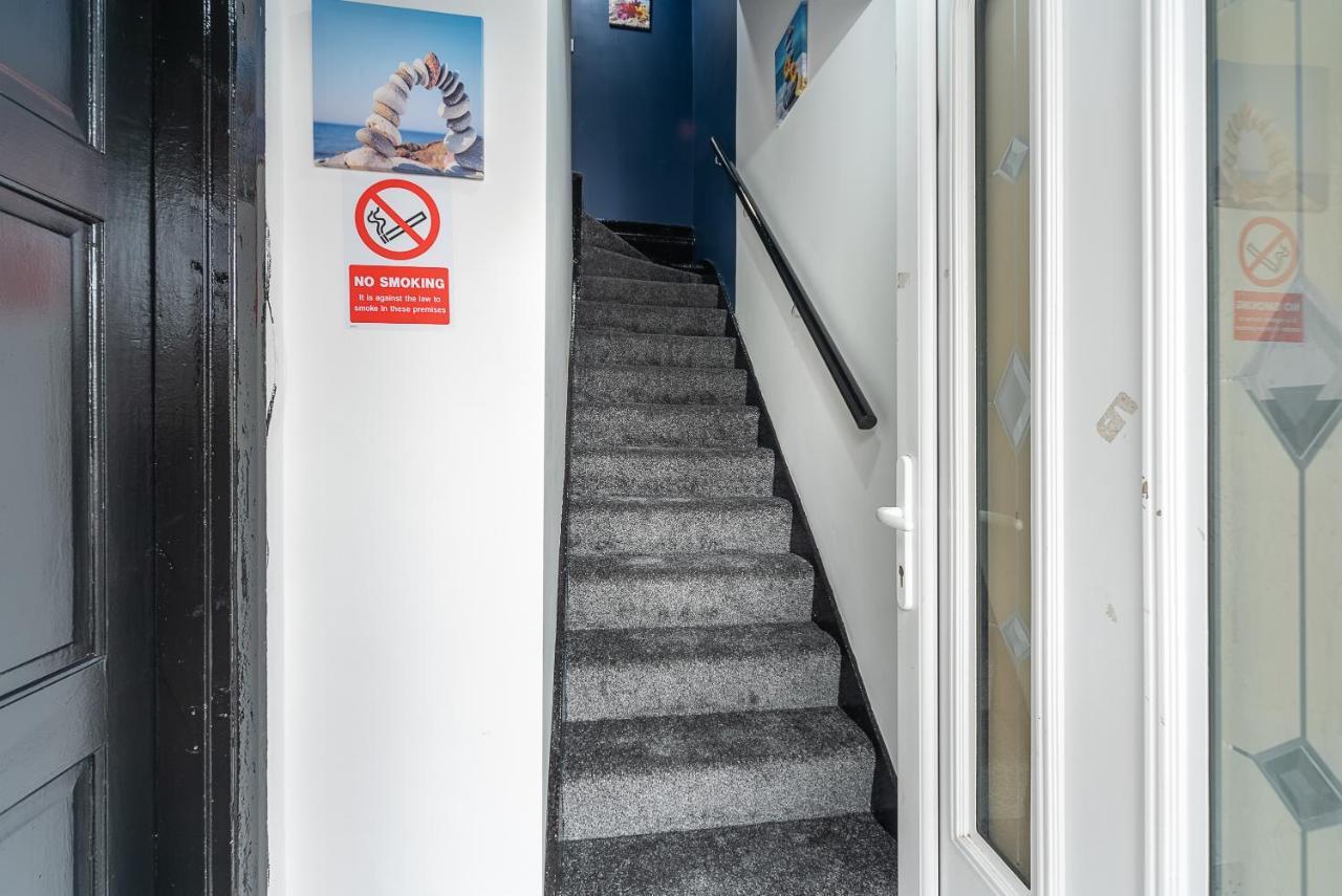 J'S Home Away From Home Fresh 2 Bedroom Garden Parking Kingston upon Hull Exterior foto